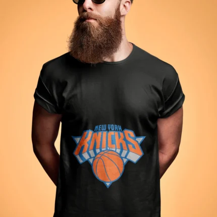 This tee is a must-have for true Knicks enthusiasts, combining sports passion with metropolitan flair.