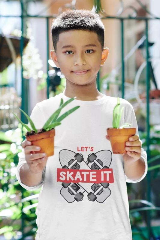 SKATE IT Kids T-Shirts