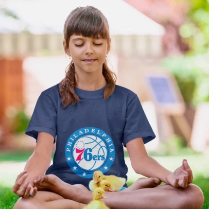 Philly Love: 76ers Fan Girl T-Shirt