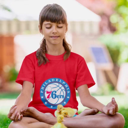 Philly Love: 76ers Fan Girl T-Shirt