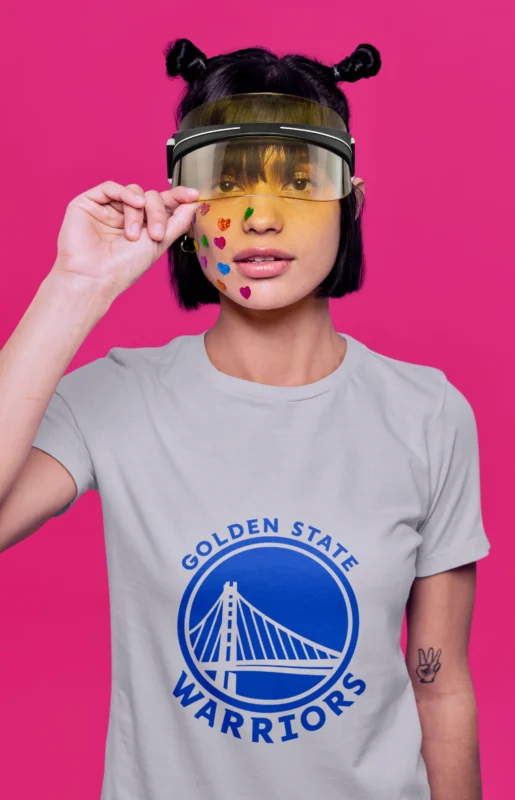 Stand out in the crowd as you showcase your loyalty to the Golden State Warriors with this chic and comfortable women's tee.