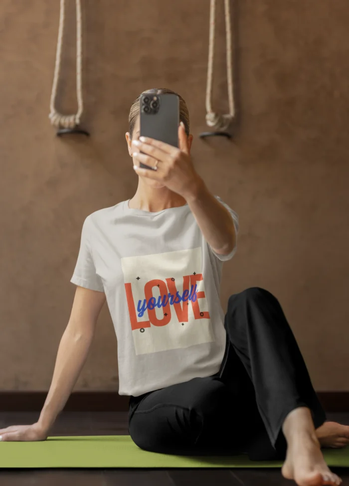 Women's "Love Yourself" t-shirt in soft cotton with empowering message