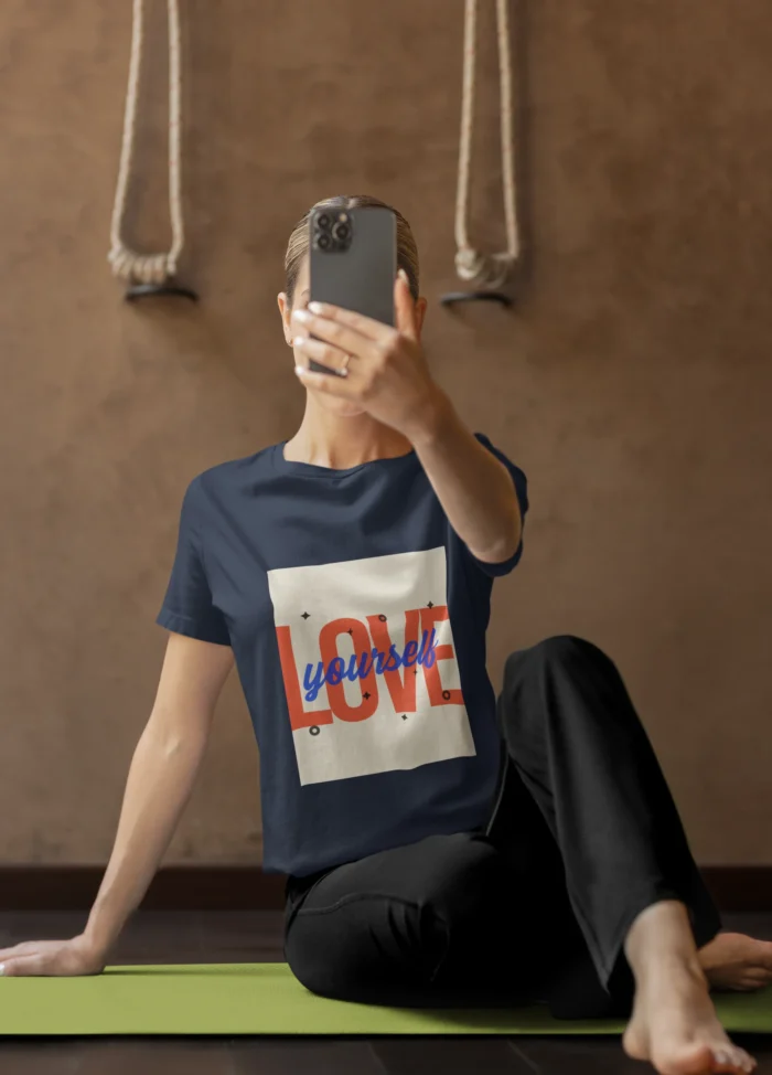 Women's "Love Yourself" t-shirt in soft cotton with empowering message