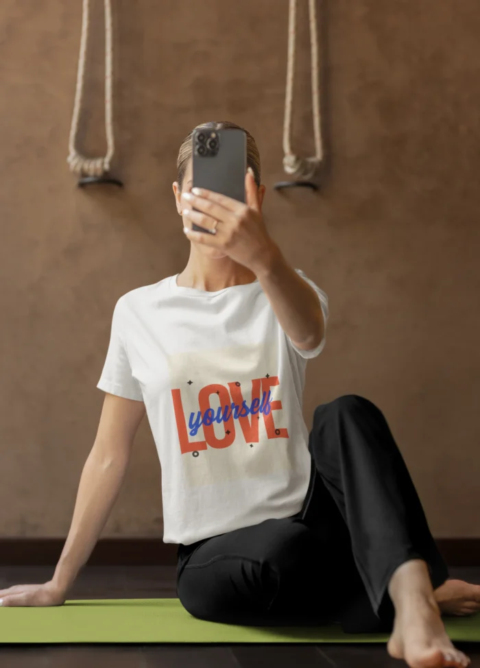 Women's "Love Yourself" t-shirt in soft cotton with empowering message