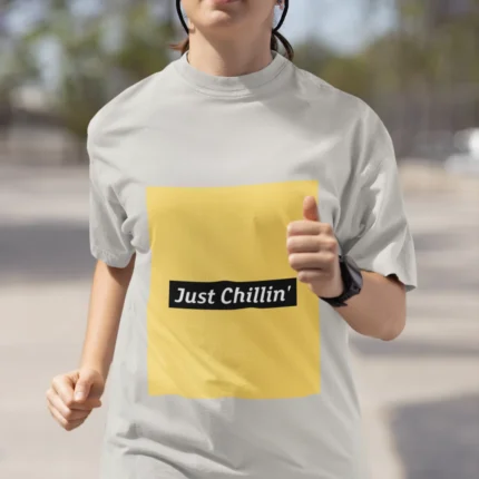 Women's 'Just Chillin'' t-shirt in soft cotton, showcasing a relaxed fit and stylish design